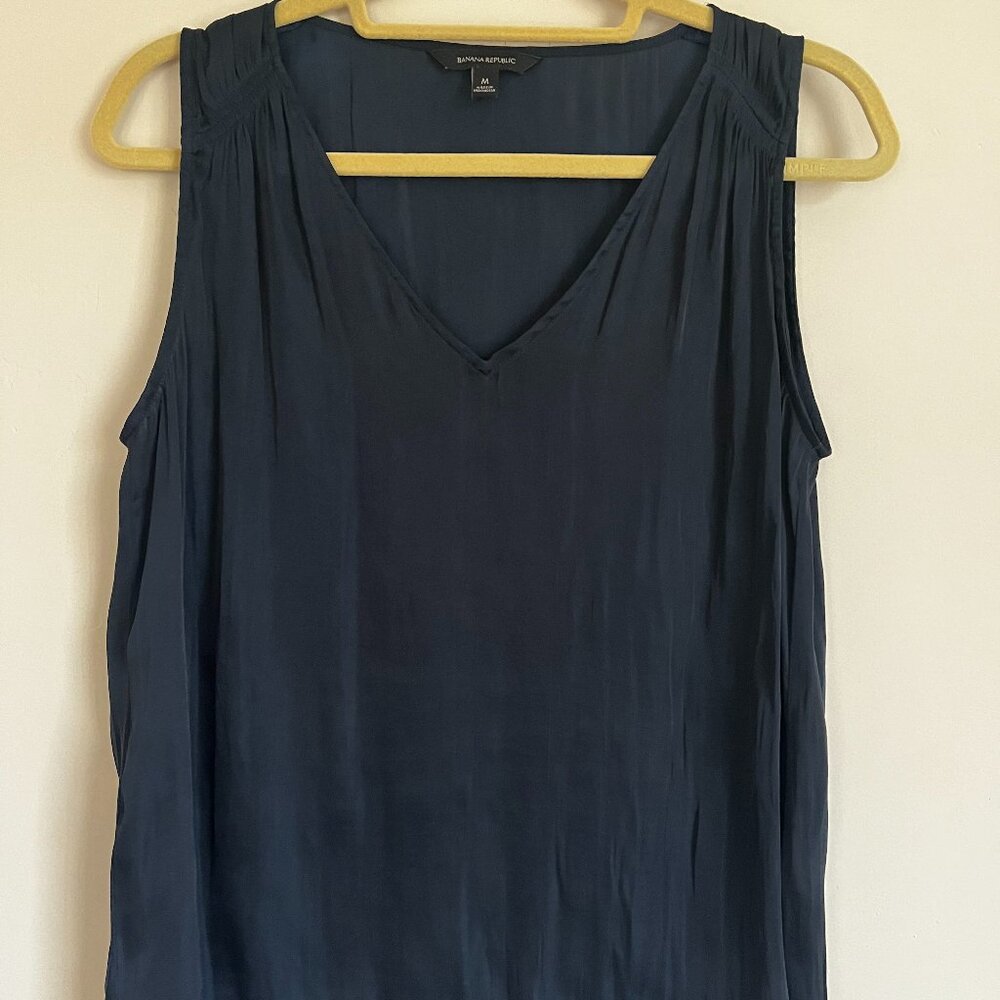 Banana Republic Womens Satin Fall Snow Day Tank Top Sleeveless Navy Blue Size M